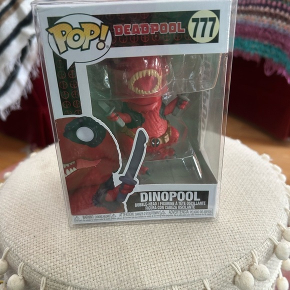 Funko Other - Funko Pop! Vinyl: Marvel - Dinopool #777 W/ Pop Protector